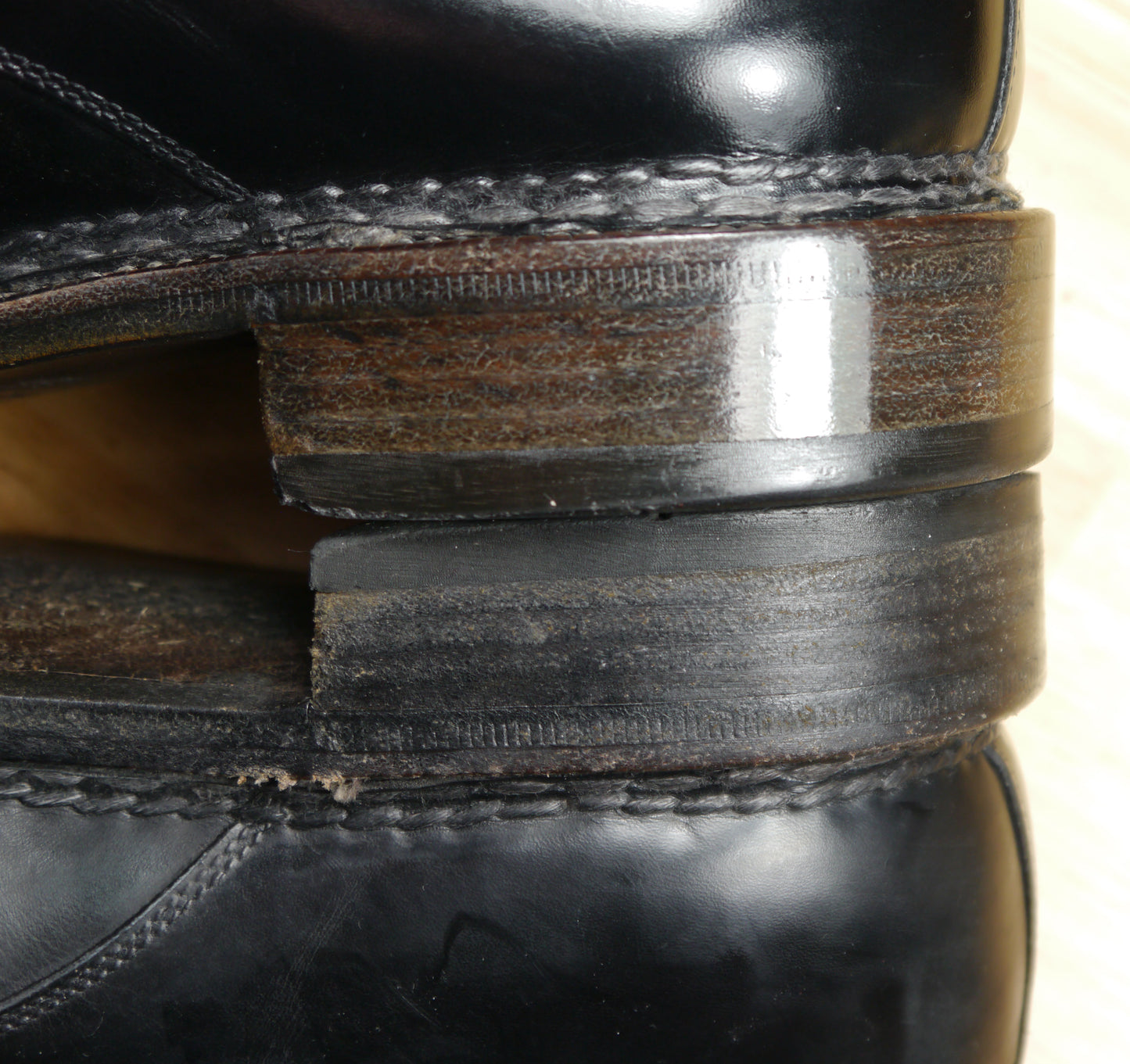 Edge Crayon - Seal & Shine for Leather Soles and Heels