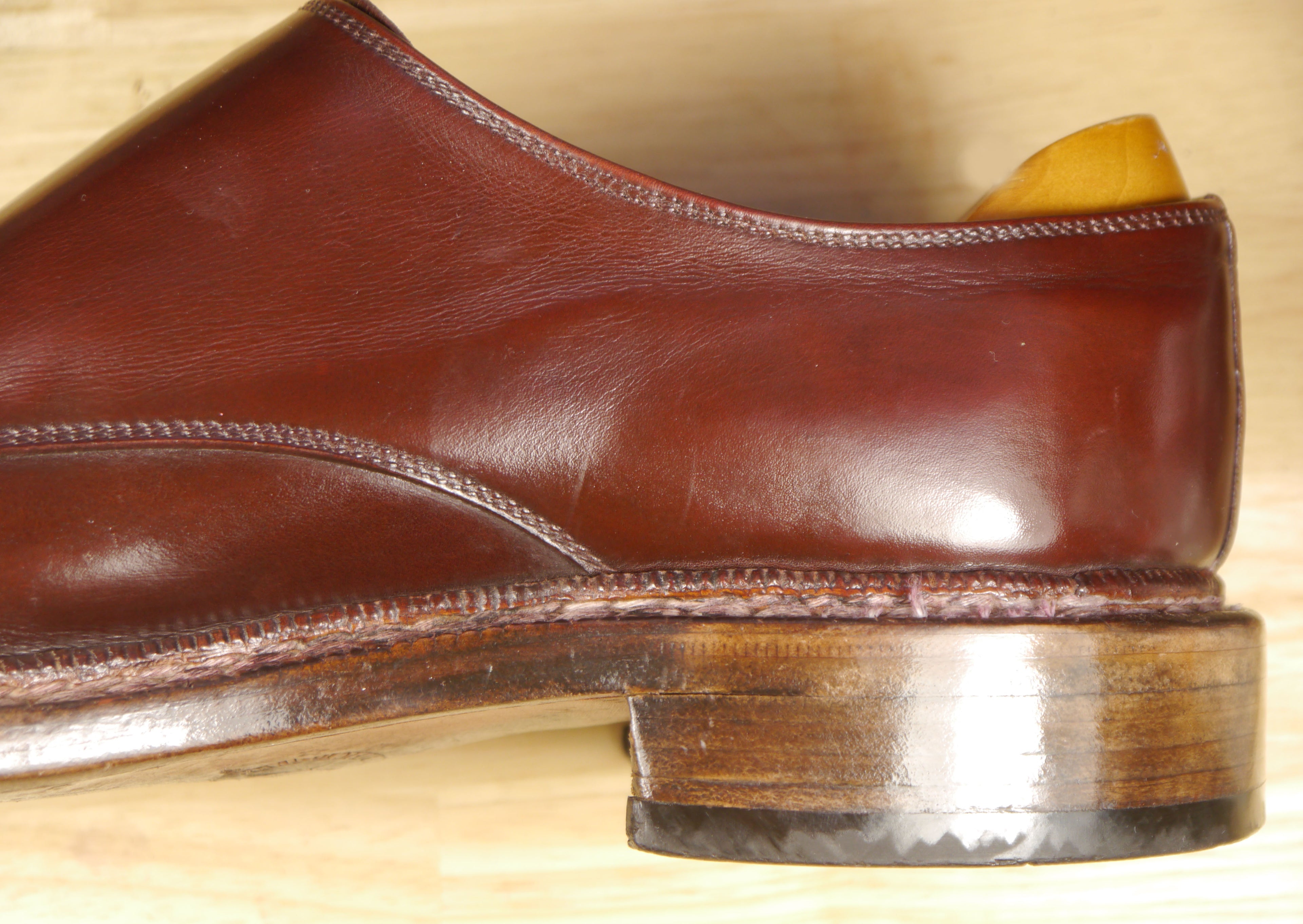 Edge Crayon - Seal & Shine for Leather Soles and Heels