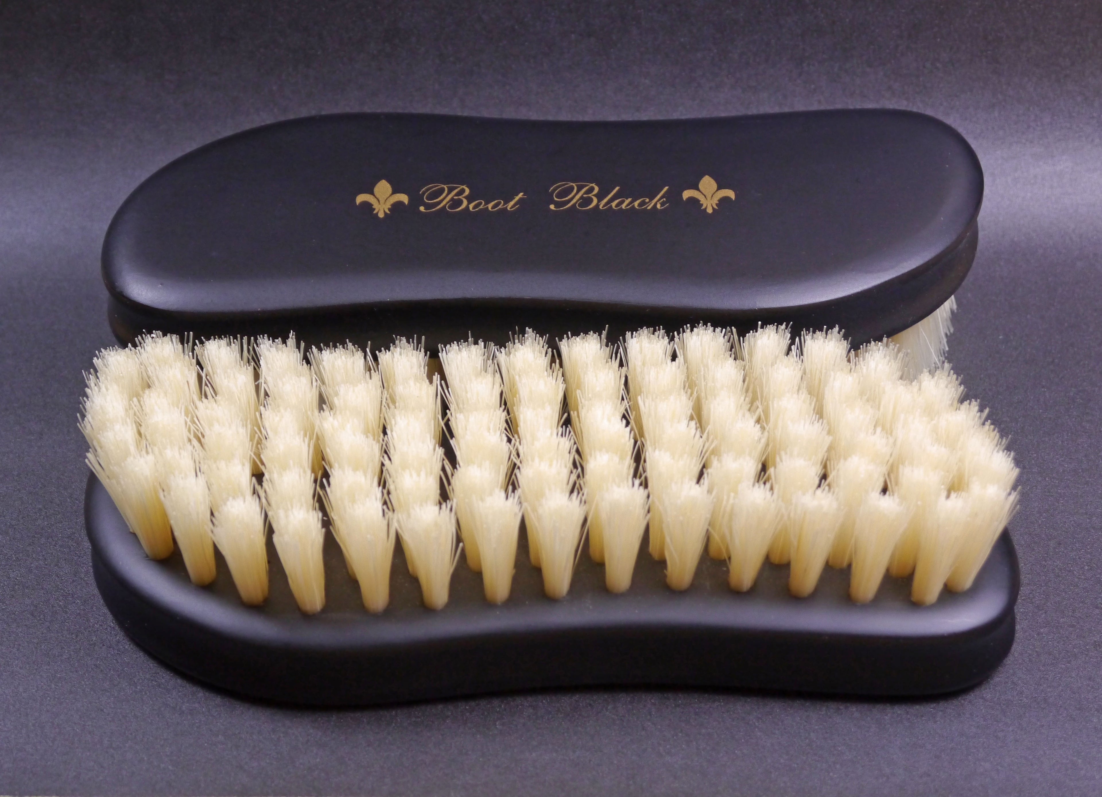 Pig Bristles Polishing Brush - Handcrafted by Edoya Since 1718